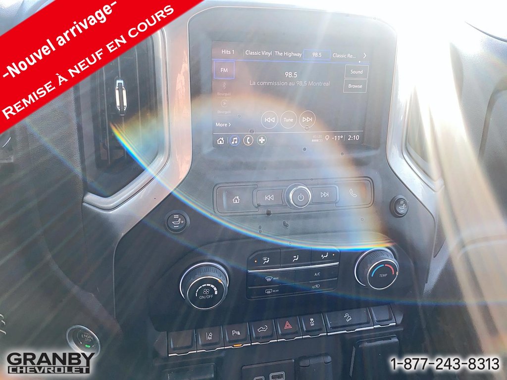 2024 Chevrolet Silverado 2500HD Custom in Granby, Quebec - 10 - w1024h768px