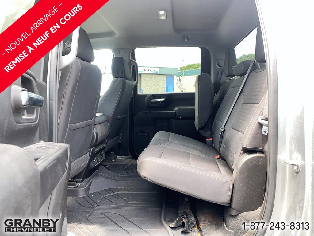 Chevrolet Silverado 2500HD  2024 à Granby, Québec - 8 - w1024h768px