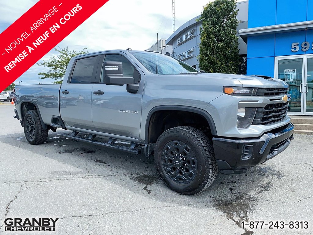 Chevrolet Silverado 2500HD  2024 à Granby, Québec - 3 - w1024h768px