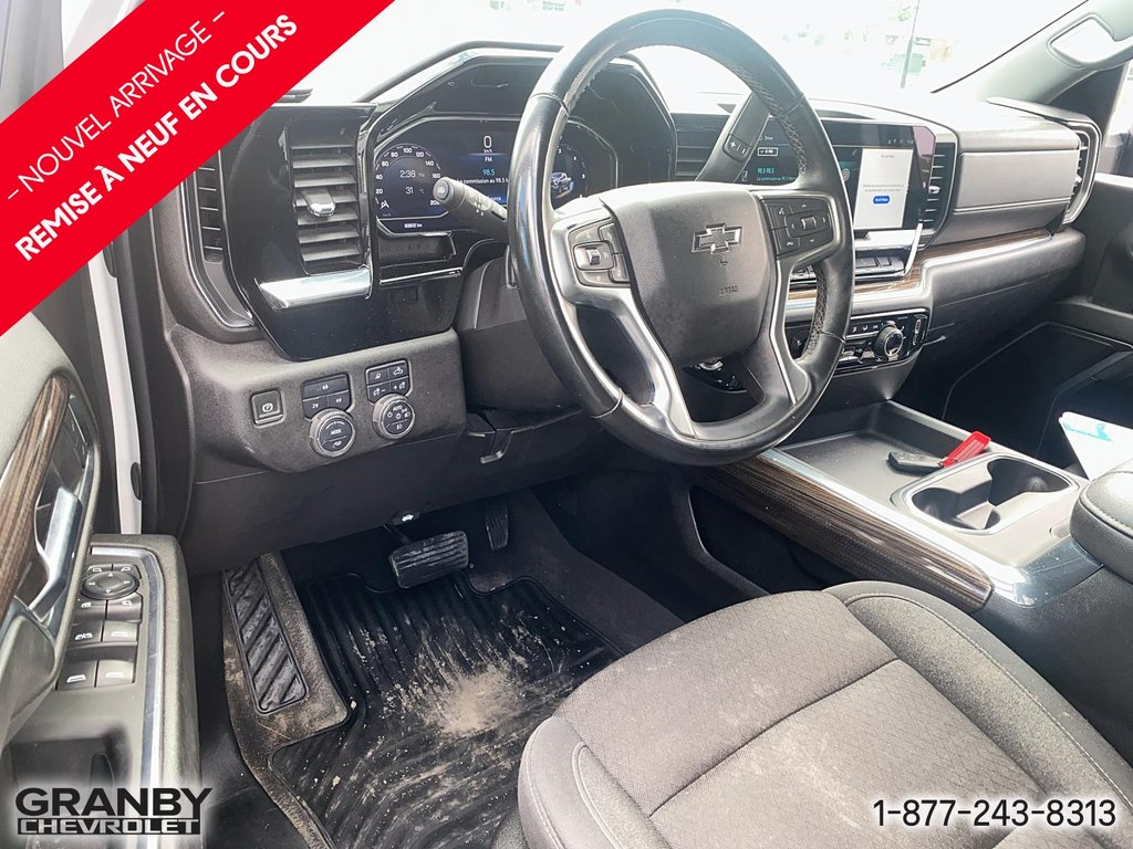 2024 Chevrolet Silverado 2500HD LT crewcab diesel BOITE 6.6 in Granby, Quebec - 9 - w1024h768px