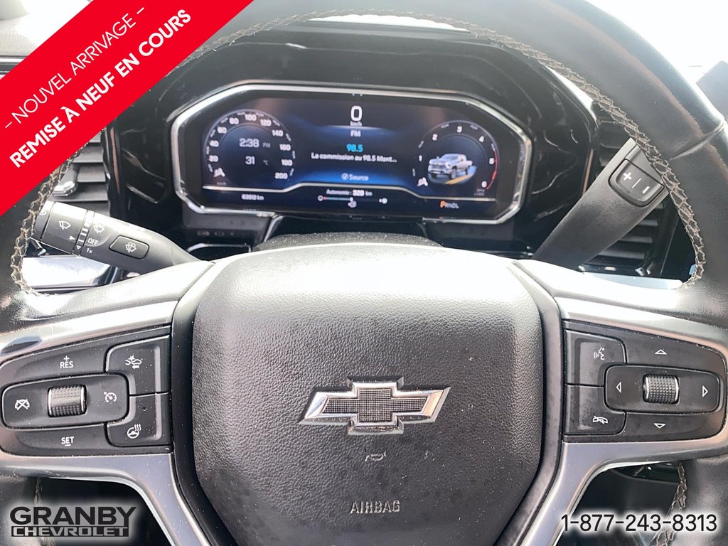 2024 Chevrolet Silverado 2500HD LT crewcab diesel BOITE 6.6 in Granby, Quebec - 11 - w1024h768px