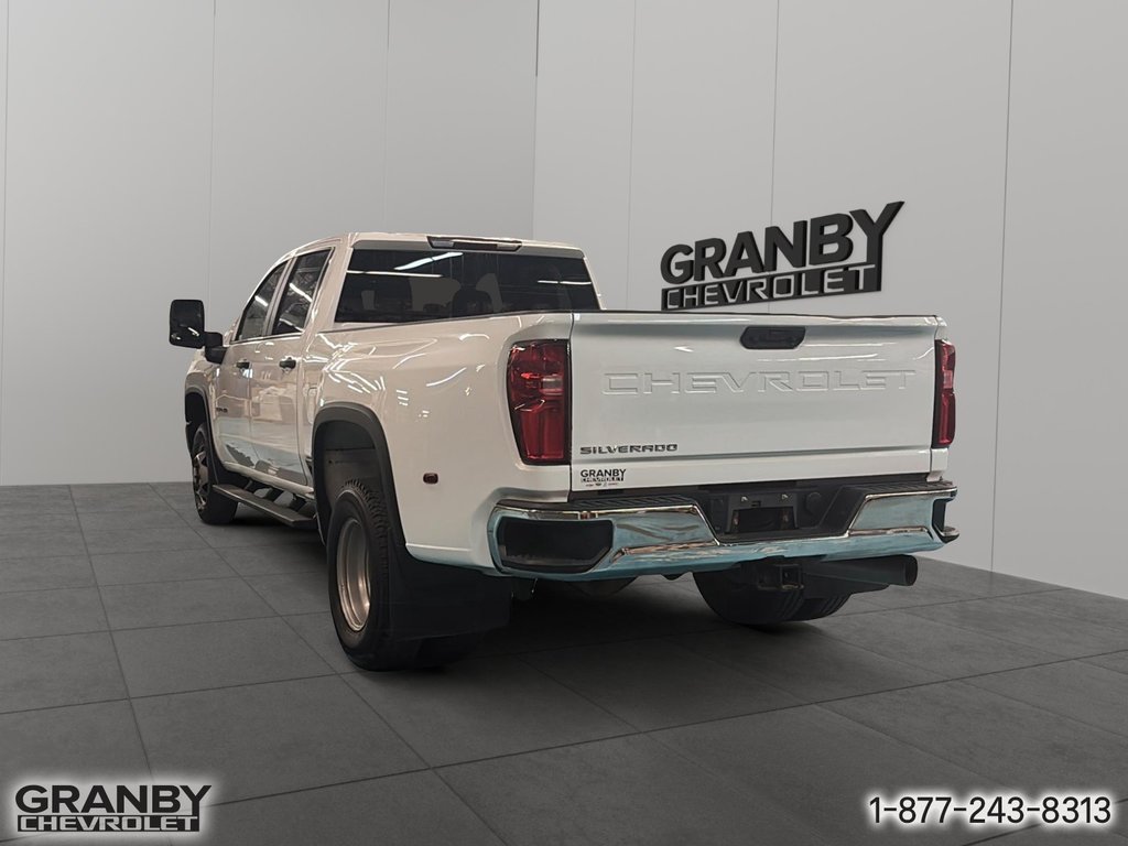 2020 Chevrolet Silverado 3500HD in Granby, Quebec - 7 - w1024h768px