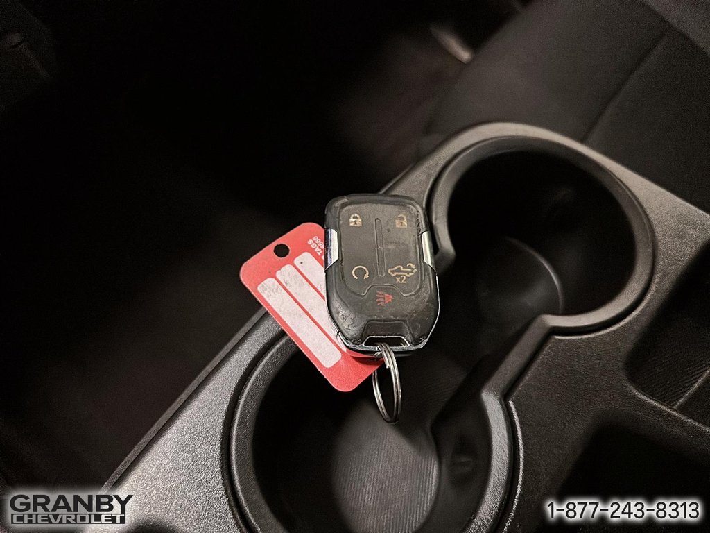 2021 Chevrolet Silverado 3500HD LT crewcab boite 8 pied diesel in Granby, Quebec - 22 - w1024h768px