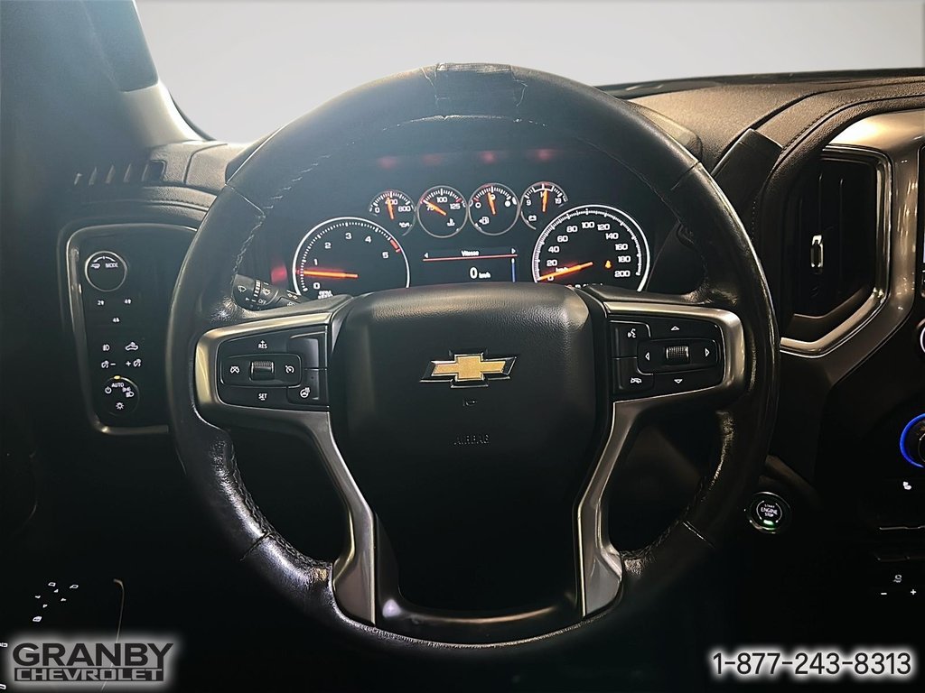 2021 Chevrolet Silverado 3500HD LT crewcab boite 8 pied diesel in Granby, Quebec - 16 - w1024h768px