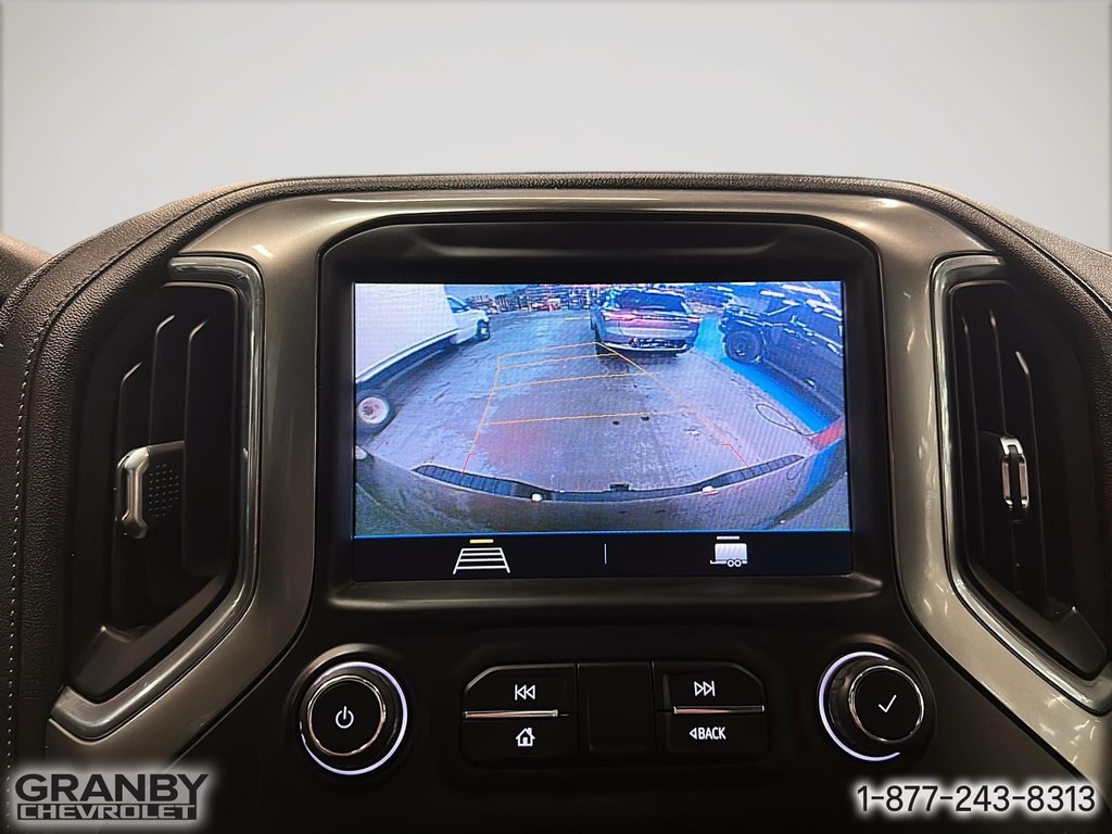 2021 Chevrolet Silverado 3500HD LT crewcab boite 8 pied diesel in Granby, Quebec - 24 - w1024h768px