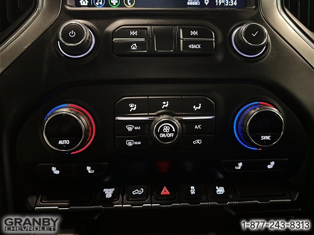 2021 Chevrolet Silverado 3500HD LT crewcab boite 8 pied diesel in Granby, Quebec - 19 - w1024h768px