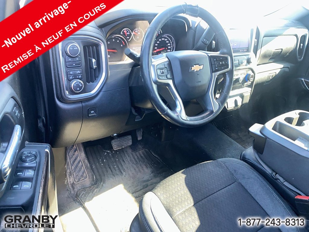2021 Chevrolet Silverado 3500HD LT crewcab boite 8 pied diesel in Granby, Quebec - 8 - w1024h768px