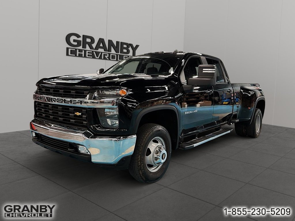 2023 Chevrolet Silverado 3500HD in Granby, Quebec - 1 - w1024h768px