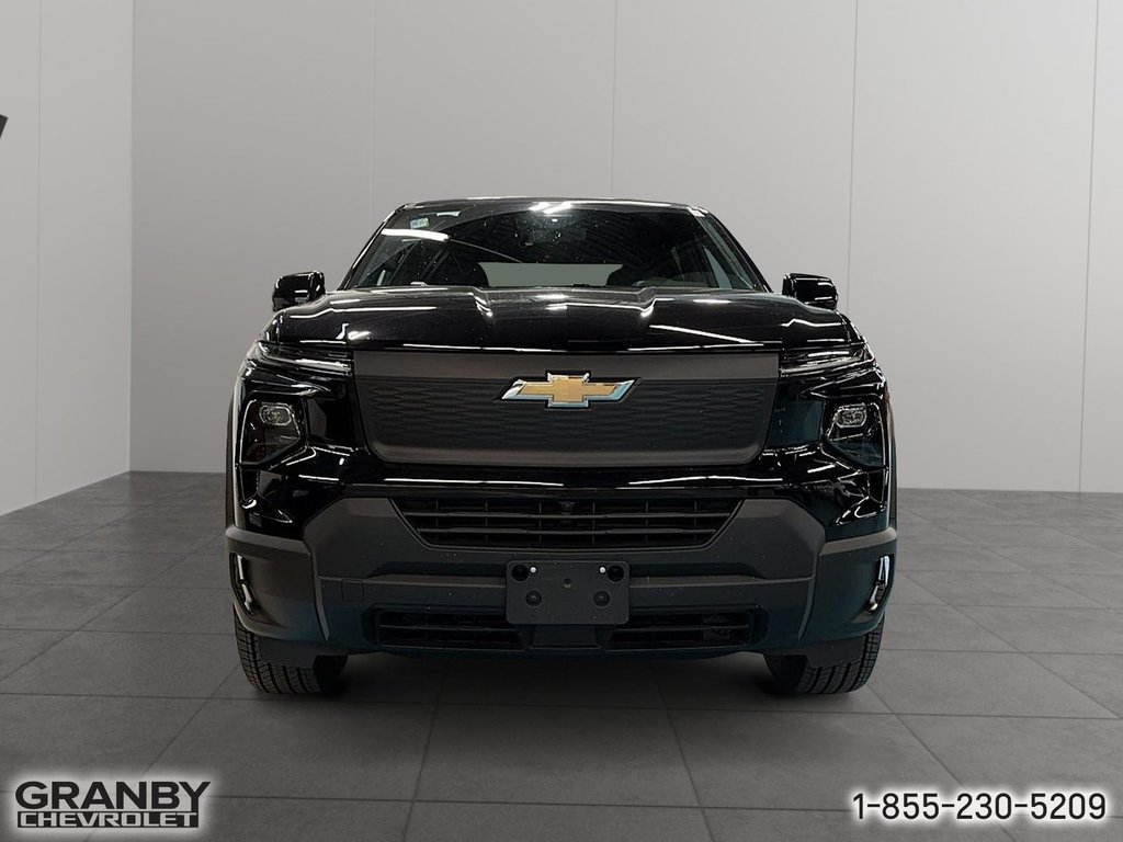 2024 Chevrolet Silverado EV in Granby, Quebec - 2 - w1024h768px