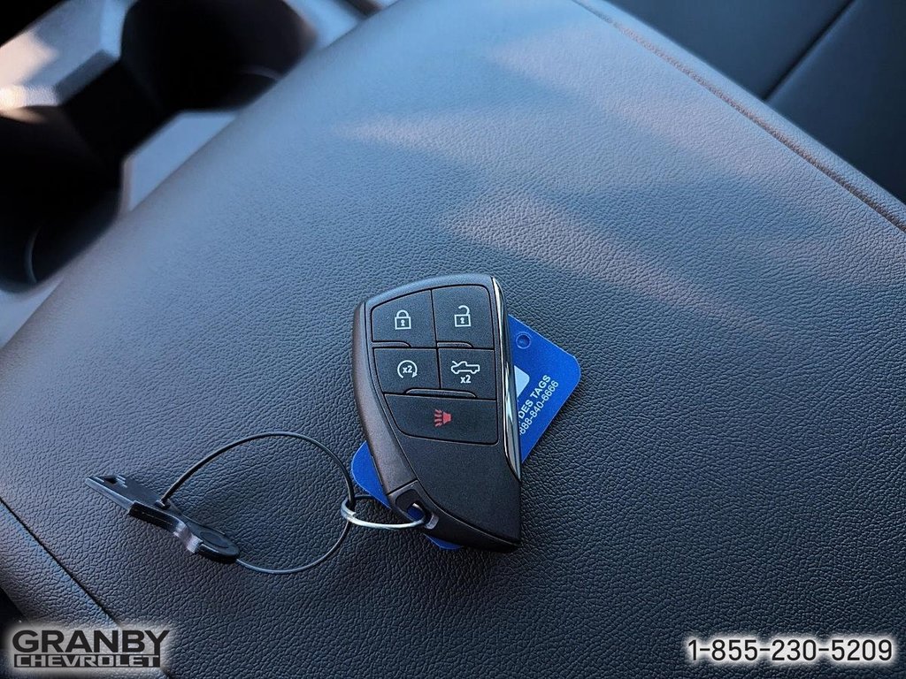 2024 Chevrolet Silverado EV in Granby, Quebec - 16 - w1024h768px