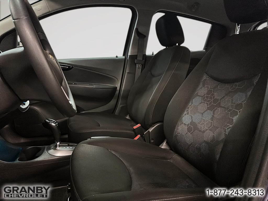2017 Chevrolet Spark in Granby, Quebec - 12 - w1024h768px