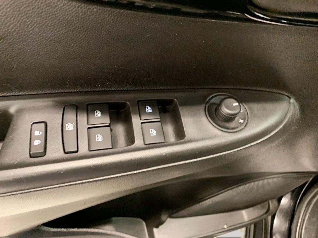 Chevrolet Spark  2018 à Granby, Québec - 13 - w1024h768px