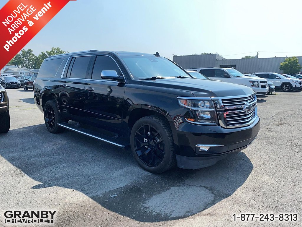 2016 Chevrolet Suburban in Granby, Quebec - 4 - w1024h768px