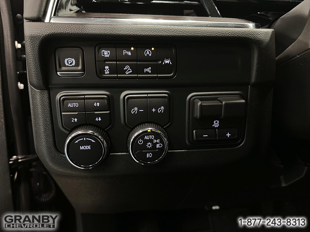 2025 Chevrolet Suburban in Granby, Quebec - 22 - w1024h768px