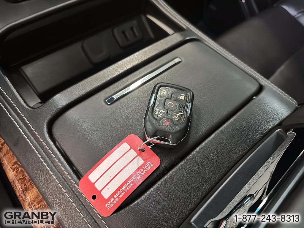 2018 Chevrolet Tahoe Premier in Granby, Quebec - 21 - w1024h768px