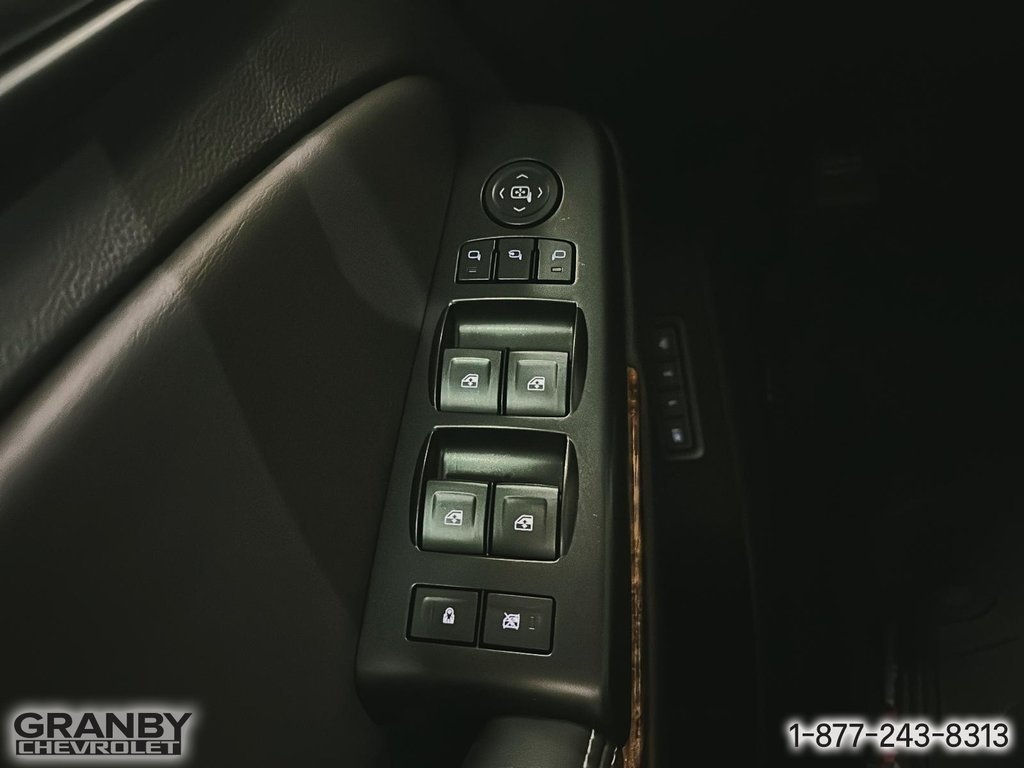 2018 Chevrolet Tahoe Premier in Granby, Quebec - 15 - w1024h768px