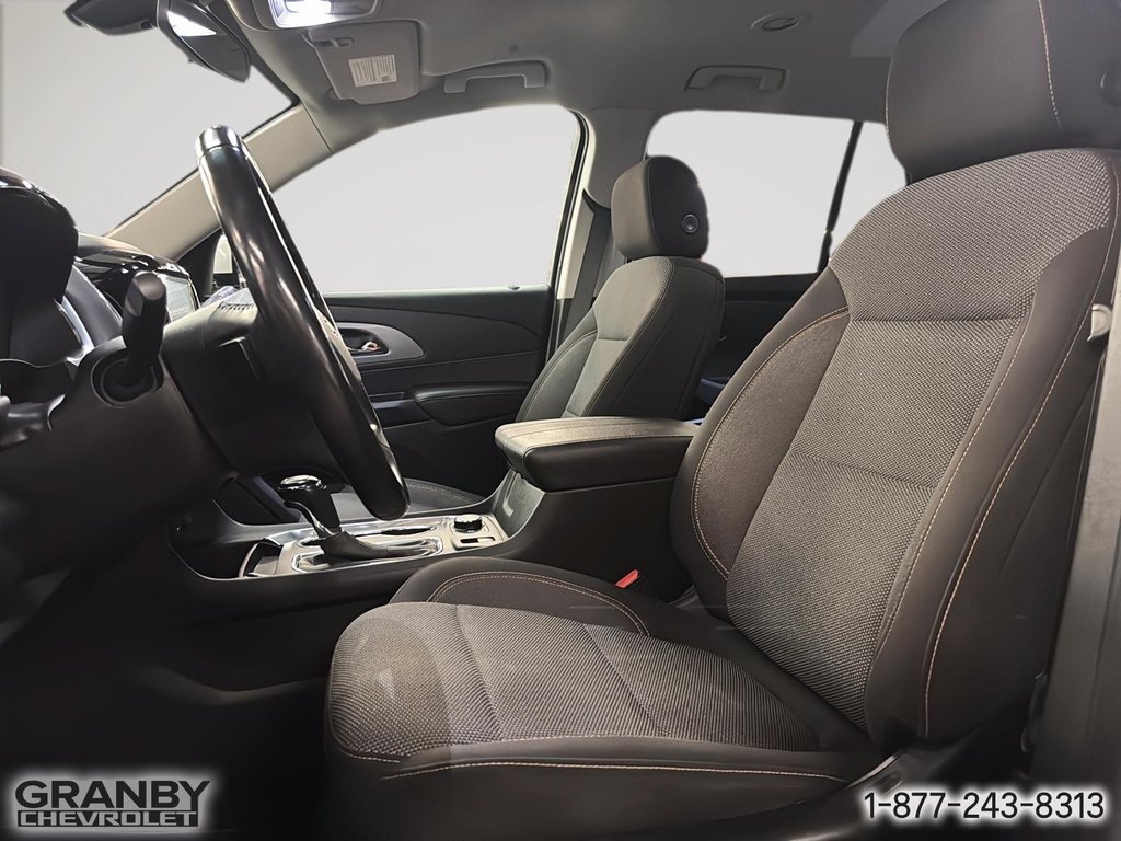2020 Chevrolet Traverse in Granby, Quebec - 11 - w1024h768px