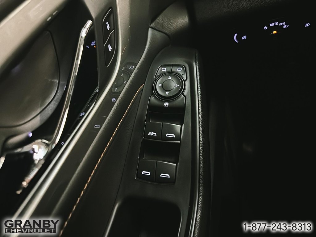 2020 Chevrolet Traverse in Granby, Quebec - 14 - w1024h768px