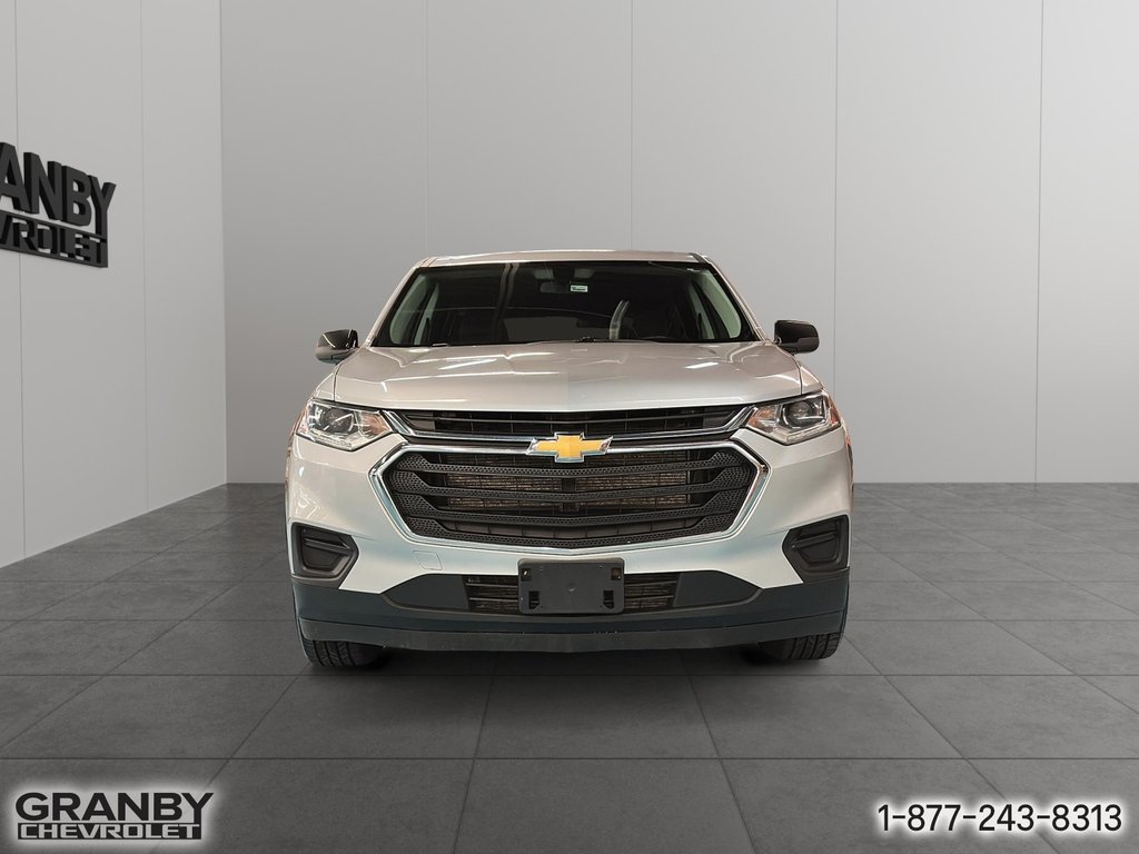 Chevrolet Traverse  2021 à Granby, Québec - 2 - w1024h768px