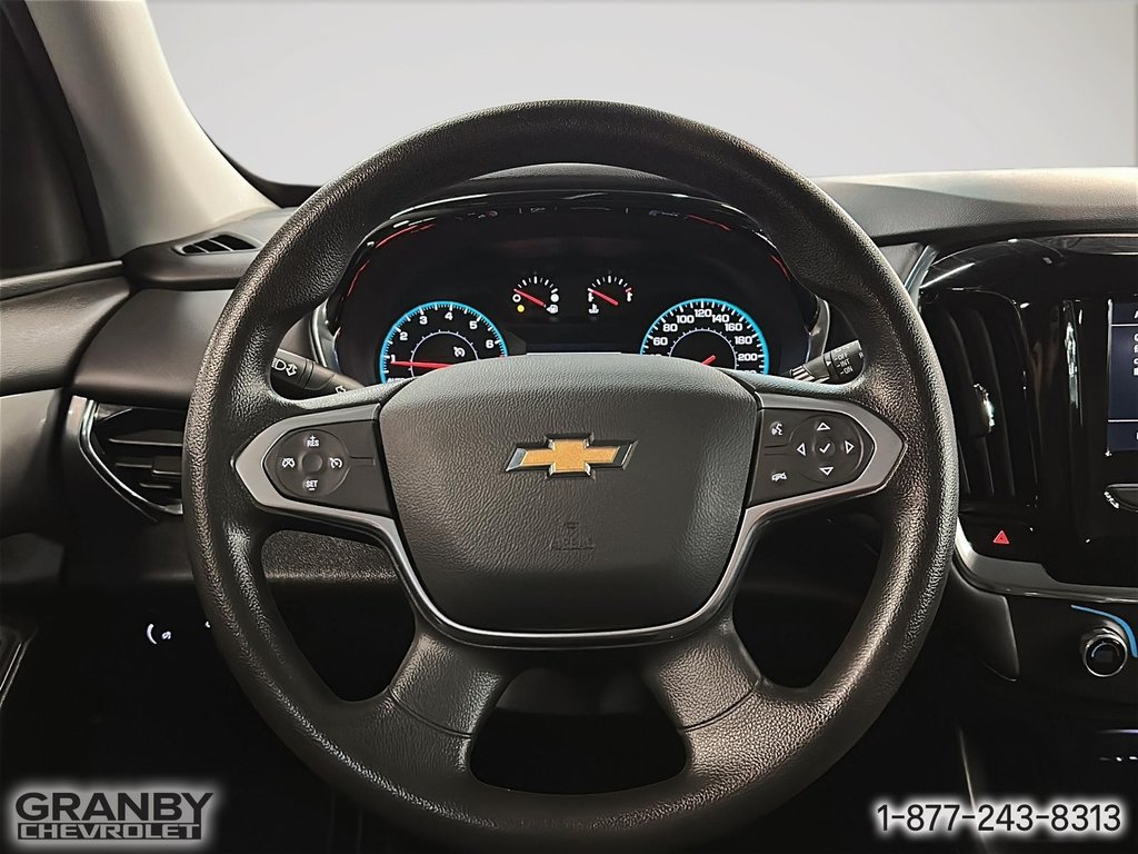 Chevrolet Traverse  2021 à Granby, Québec - 15 - w1024h768px