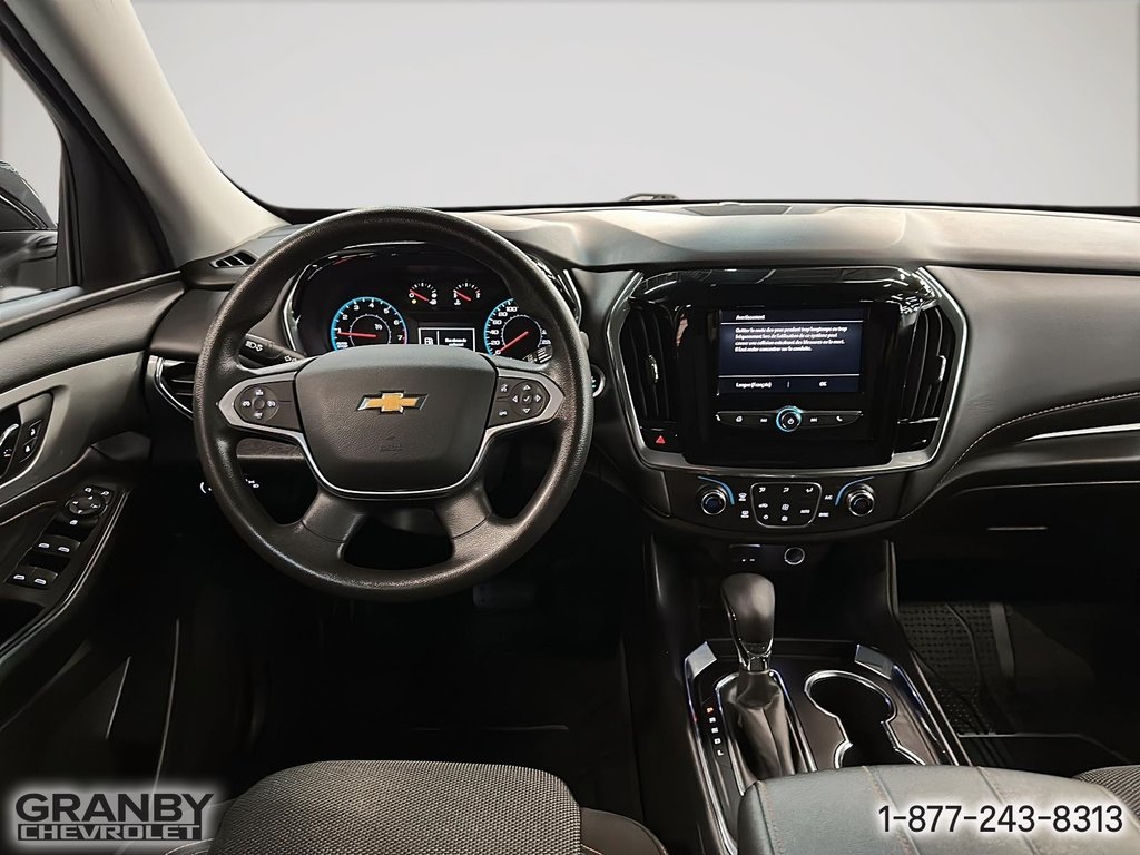 Chevrolet Traverse  2021 à Granby, Québec - 13 - w1024h768px