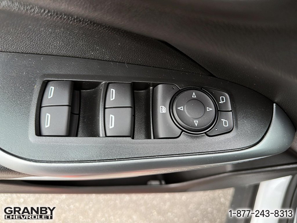 2025 Chevrolet Trax in Granby, Quebec - 14 - w1024h768px