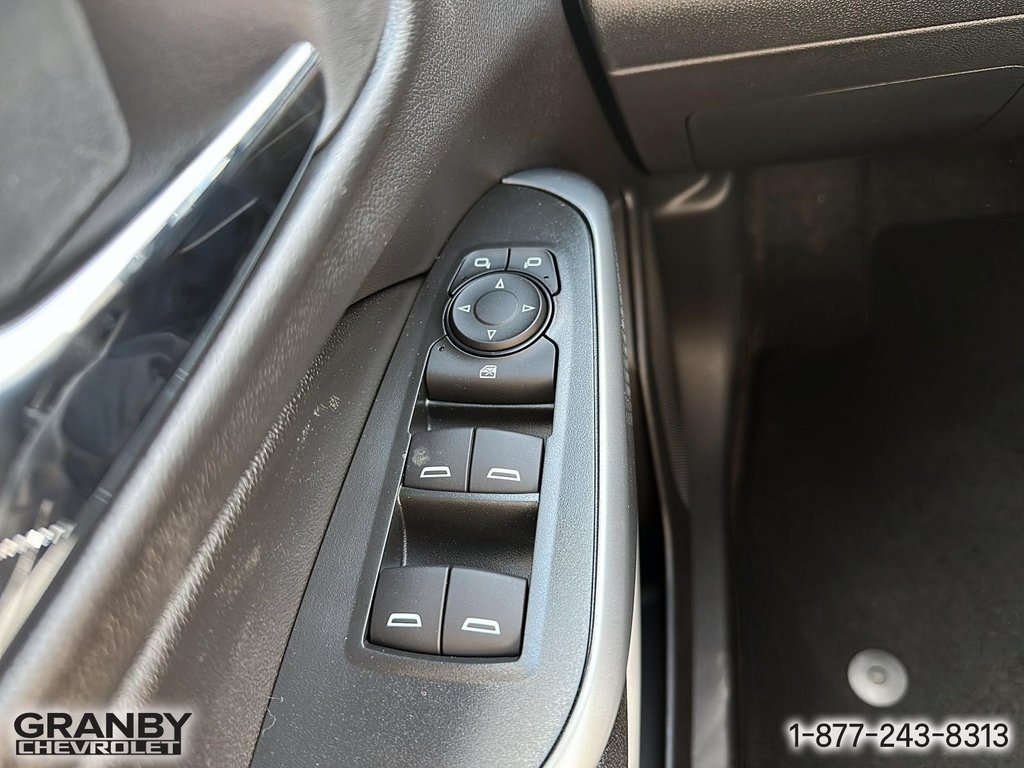 2025 Chevrolet Trax in Granby, Quebec - 14 - w1024h768px