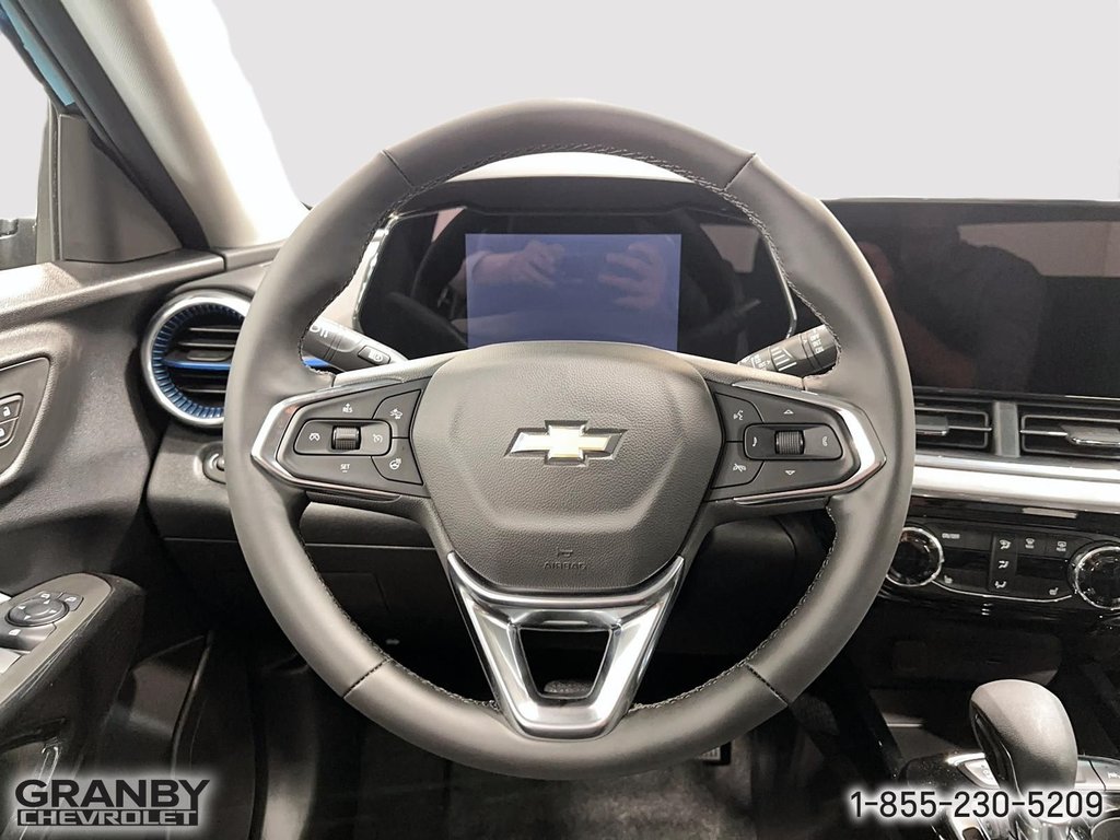 2025 Chevrolet Trax in Granby, Quebec - 12 - w1024h768px