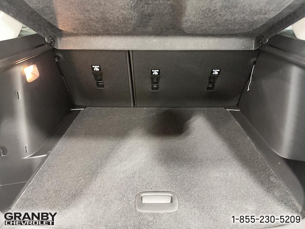2025 Chevrolet Trax in Granby, Quebec - 6 - w1024h768px