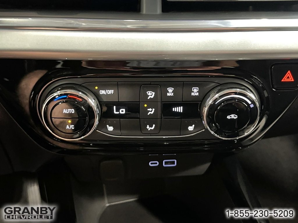 2025 Chevrolet Trax in Granby, Quebec - 14 - w1024h768px