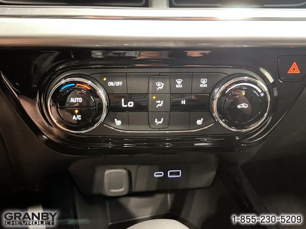 2025 Chevrolet Trax in Granby, Quebec - 14 - w1024h768px