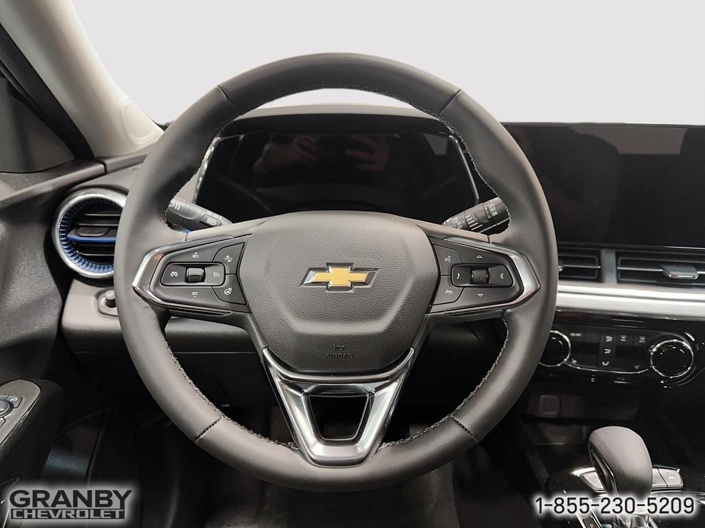 2025 Chevrolet Trax in Granby, Quebec - 12 - w1024h768px