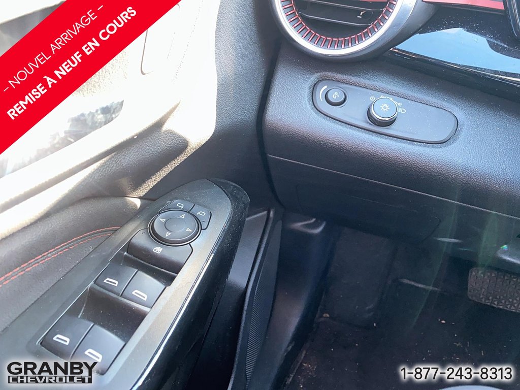 2025 Chevrolet Trax in Granby, Quebec - 12 - w1024h768px