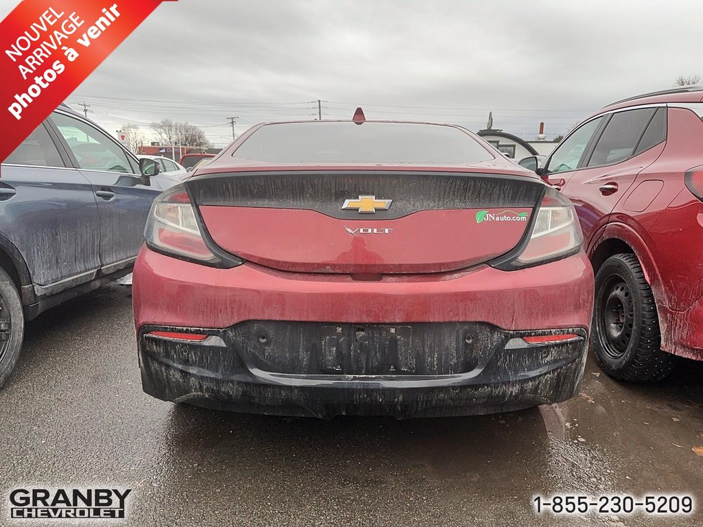 2017 Chevrolet Volt Premier in Granby, Quebec - 4 - w1024h768px