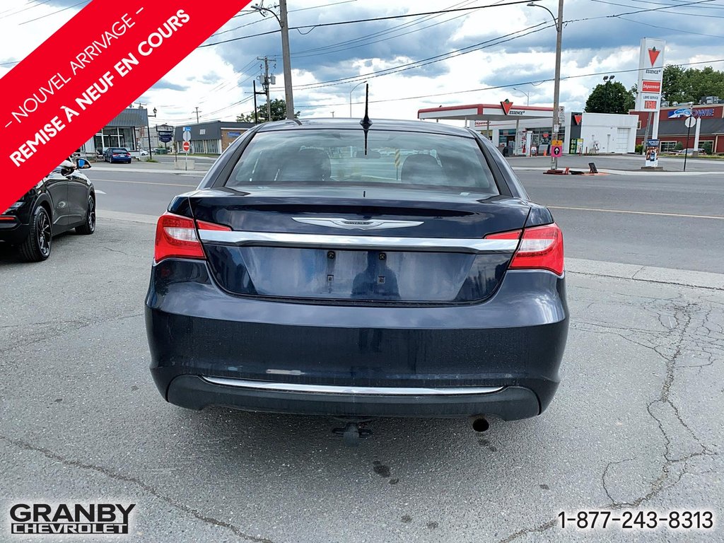 Chrysler 200  2012 à Granby, Québec - 6 - w1024h768px