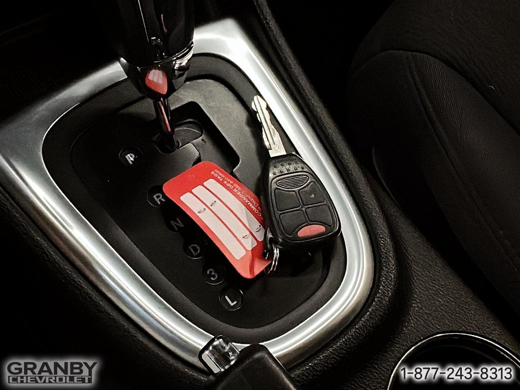 Chrysler 200 Touring VENDU TEL QUEL SANS GARANTIES 2012 à Granby, Québec - 20 - w1024h768px