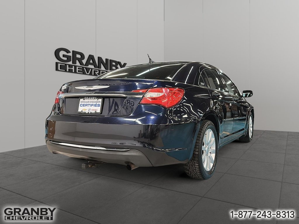 Chrysler 200 Touring VENDU TEL QUEL SANS GARANTIES 2012 à Granby, Québec - 5 - w1024h768px