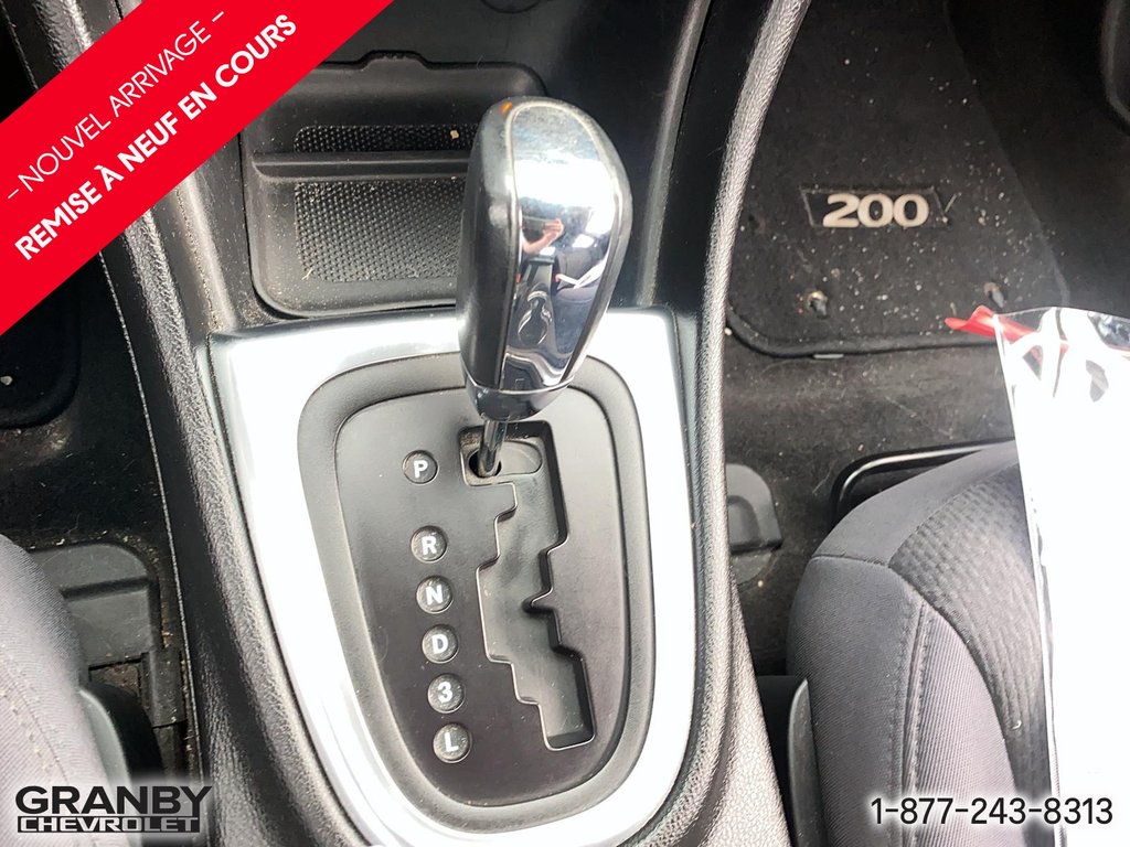 Chrysler 200  2012 à Granby, Québec - 17 - w1024h768px