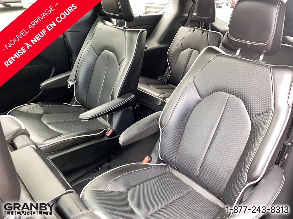 Chrysler Pacifica Hybrid  2022 à Granby, Québec - 8 - w1024h768px