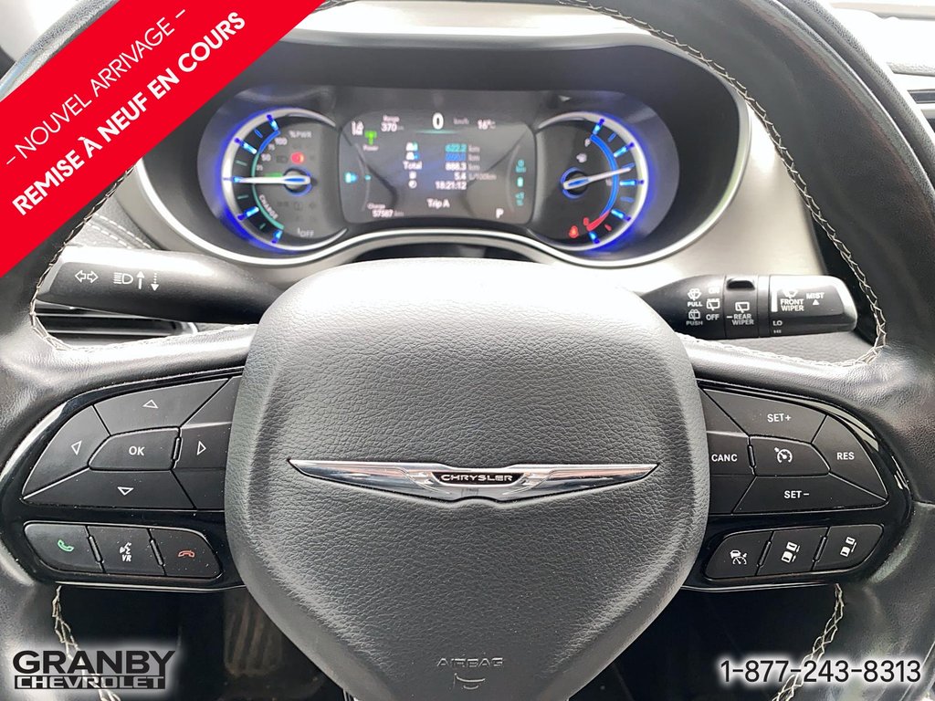 Chrysler Pacifica Hybrid  2022 à Granby, Québec - 13 - w1024h768px