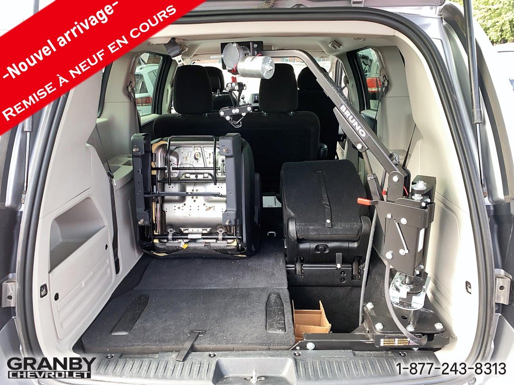 Dodge Grand Caravan Canada Value Package 2015 à Granby, Québec - 8 - w1024h768px