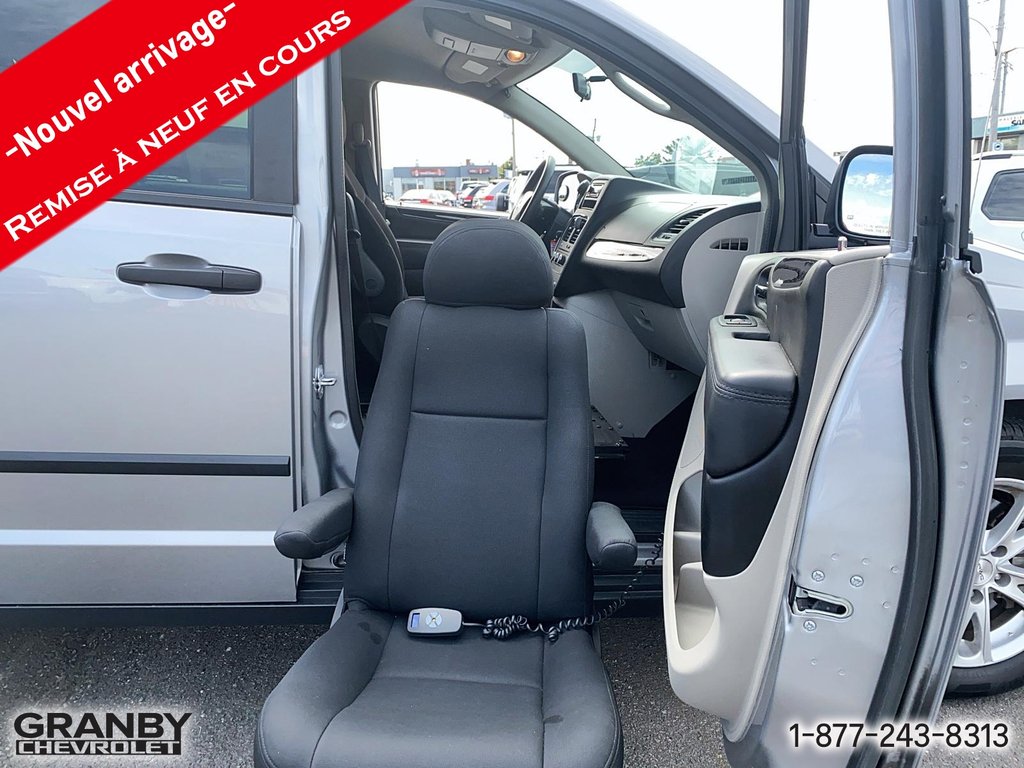 Dodge Grand Caravan Canada Value Package 2015 à Granby, Québec - 9 - w1024h768px