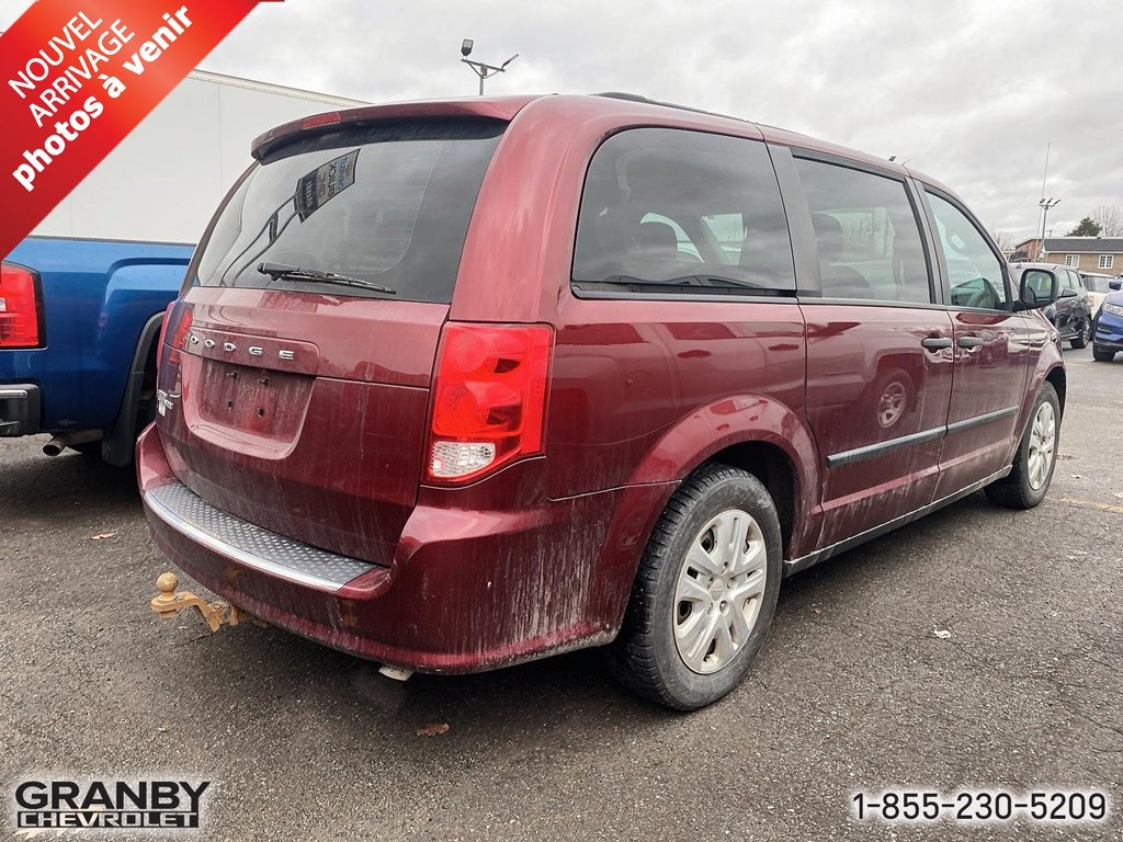 2017 Dodge Grand Caravan Canada Value Package in Granby, Quebec - 5 - w1024h768px