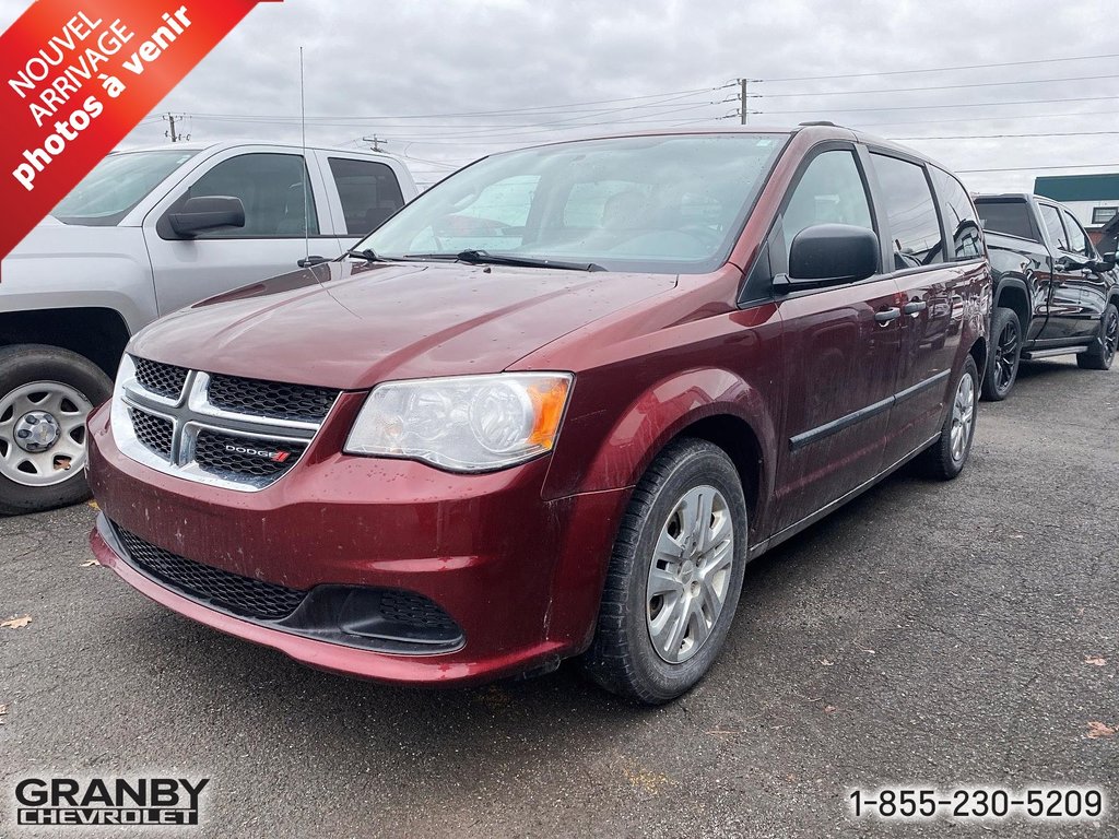 2017 Dodge Grand Caravan Canada Value Package in Granby, Quebec - 1 - w1024h768px