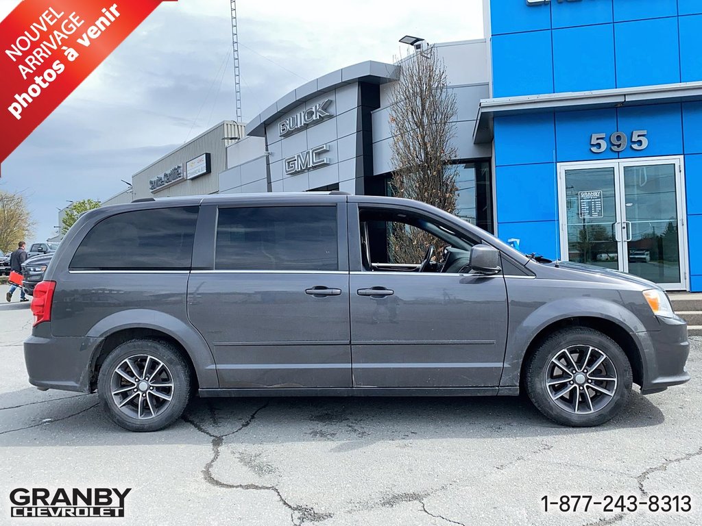 Dodge Grand Caravan SXT Premium Plus 2017 à Granby, Québec - 1 - w1024h768px
