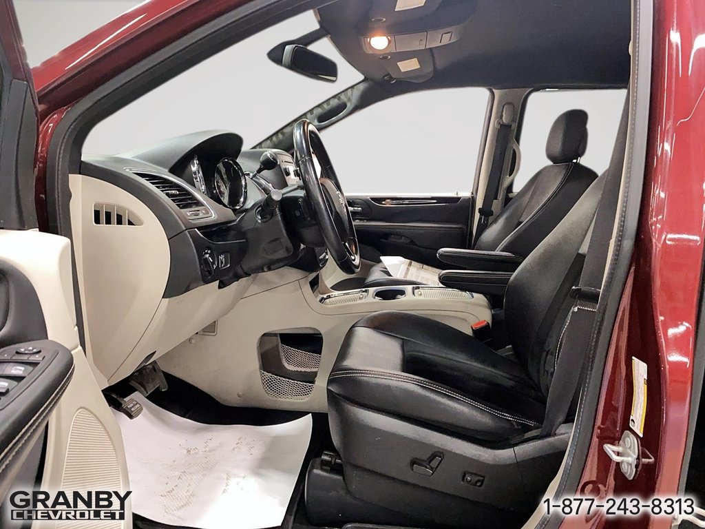 Dodge Grand Caravan SXT Premium Plus 2018 à Granby, Québec - 12 - w1024h768px