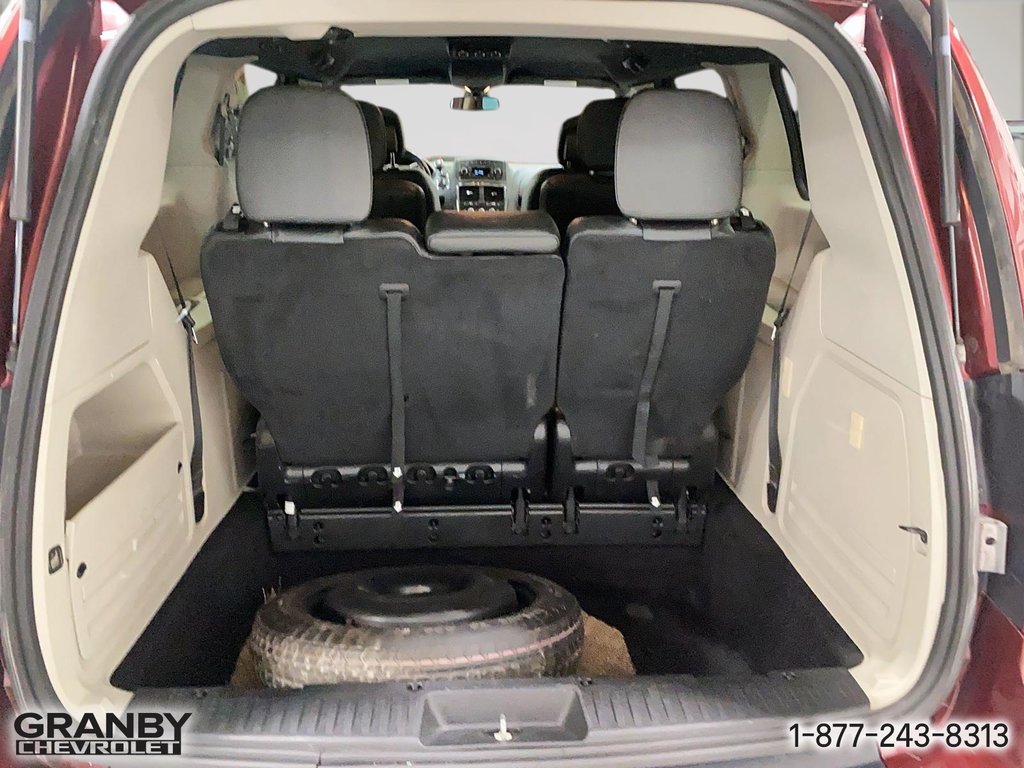 Dodge Grand Caravan SXT Premium Plus 2018 à Granby, Québec - 9 - w1024h768px