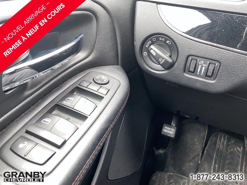 2020 Dodge Grand Caravan in Granby, Quebec - 12 - w1024h768px