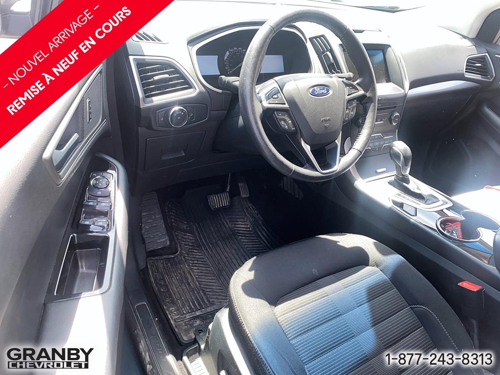 Ford Edge SEL awd 4 cyl 2016 à Granby, Québec - 9 - w1024h768px
