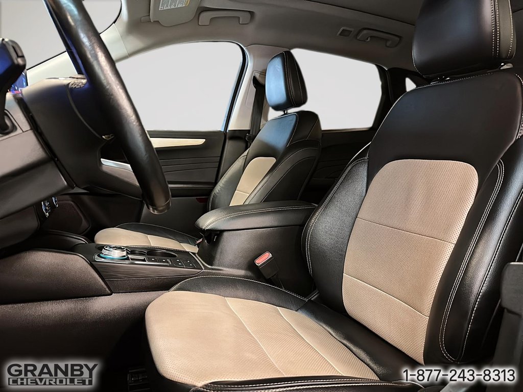 2022 Ford Escape in Granby, Quebec - 11 - w1024h768px